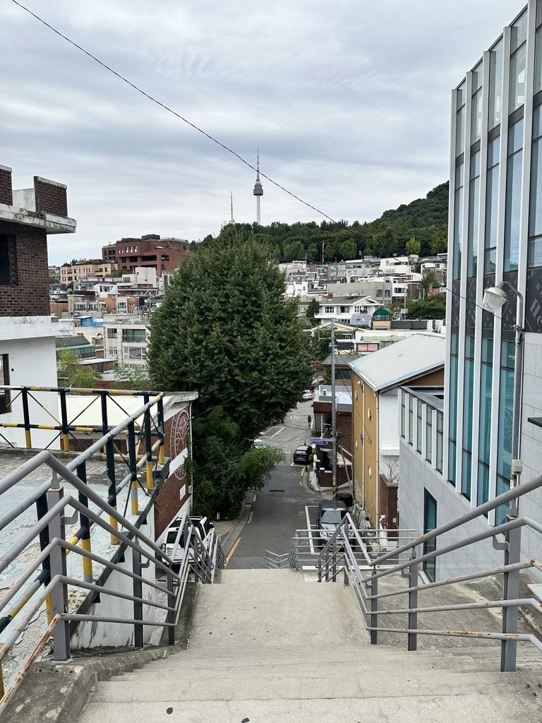 Steep stairs leading from Grand Hyatt Seoul toward Gyeongnidan-gil